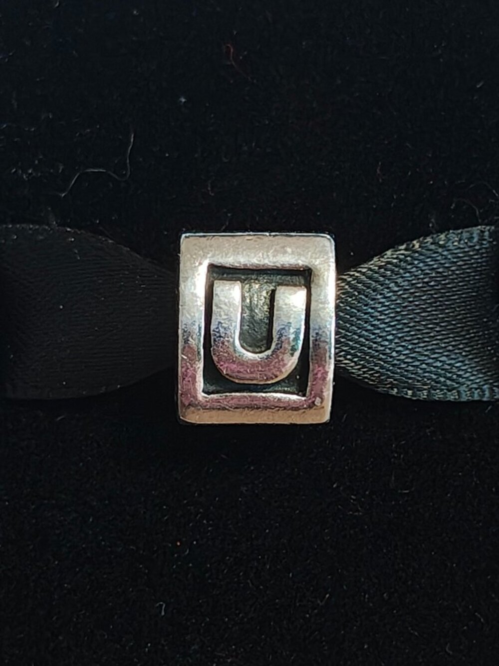 Authentic Pandora Retired Letter U Alphabet Charm – 790323U